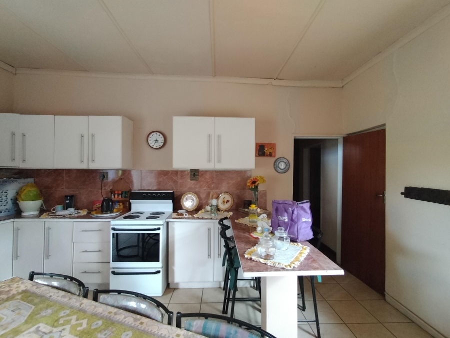 4 Bedroom Property for Sale in Bethlehem Rural Free State